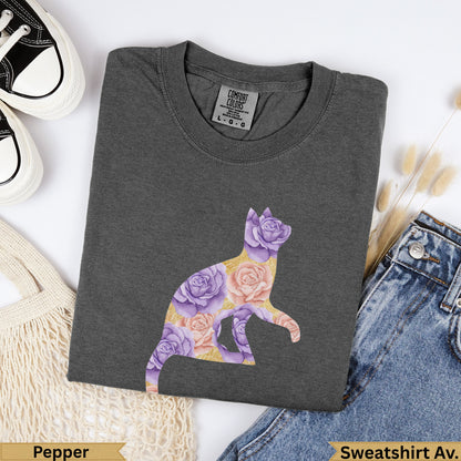 Dark grey t-shirt with floral cat silhouette graphic and text "Pepper" and "Sweatshirt Av.".